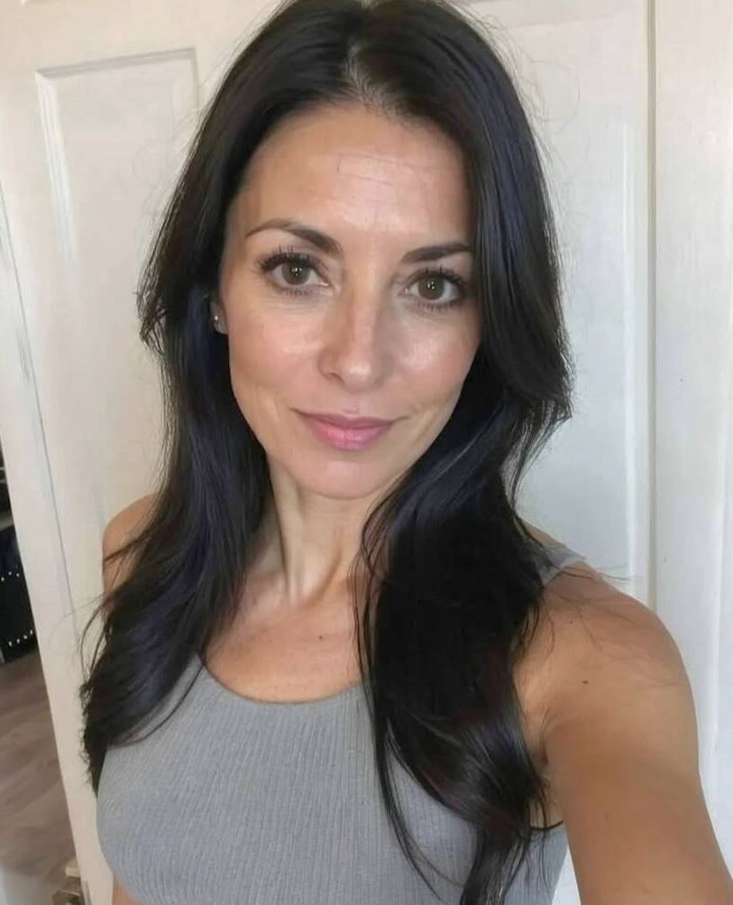 G. Amélie - Expert en Tarot avec 6 ans d'expérience - Voyant disponible pour consultation par téléphone